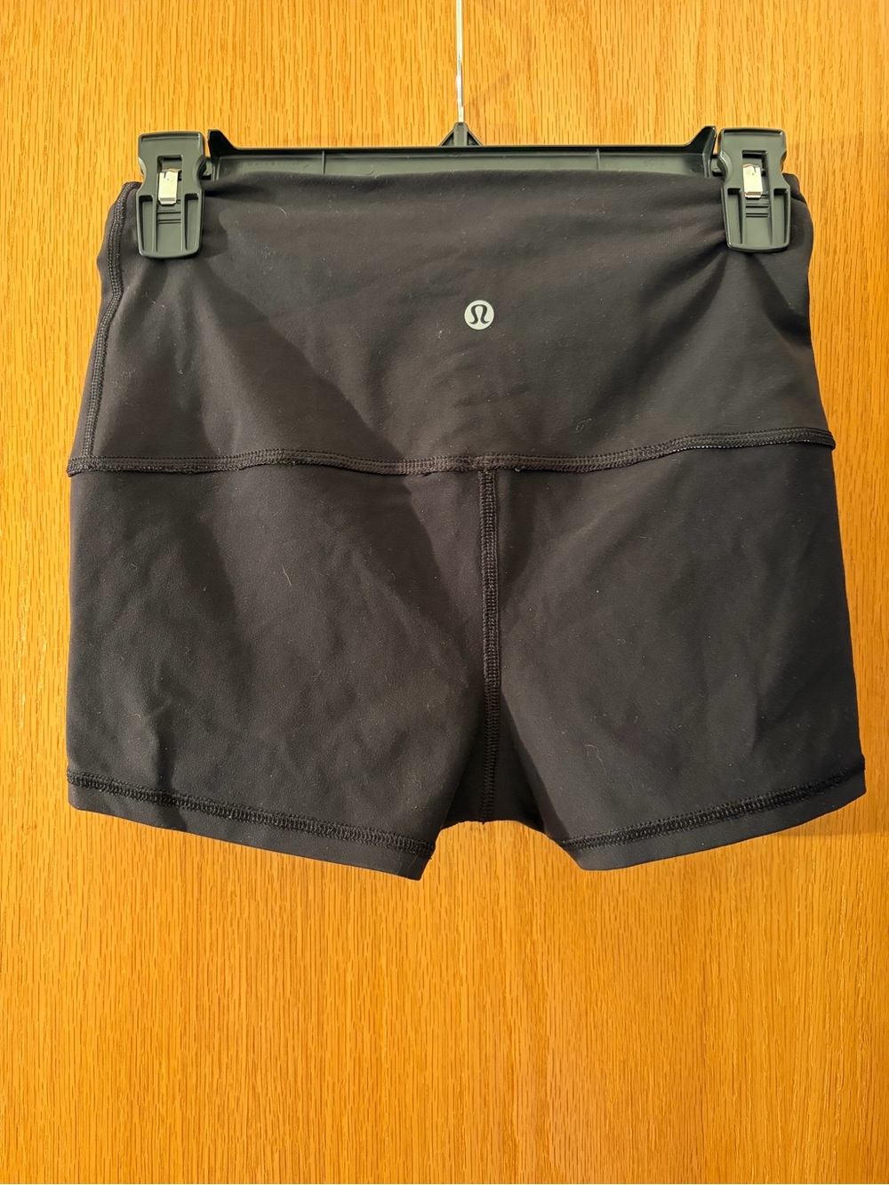 #934 Lululemon athletica Reversible Black High-Rise Athletic Shorts. 2” shorts - Picture 3 of 8